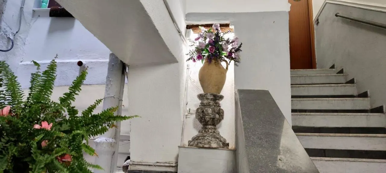 Centro Storico S Chiara House Apartman Nápoly 0*,  Olaszország